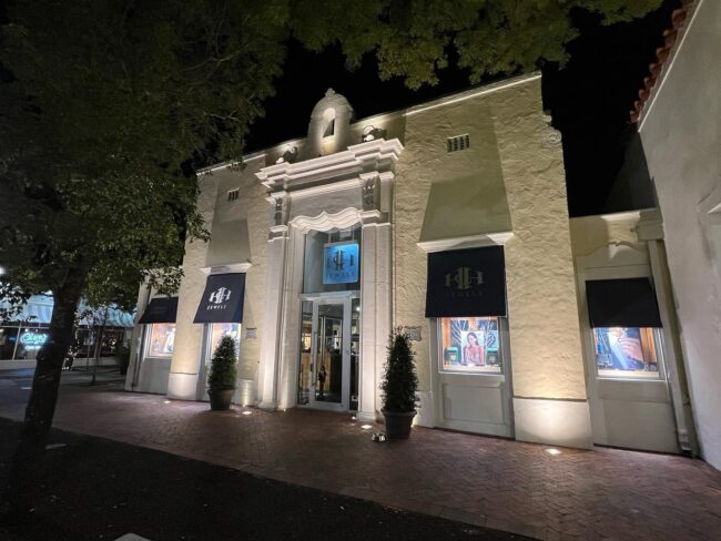 HH Jewelry – Facade HH Jewelry Accent Lighting. Coconut Grove, FL